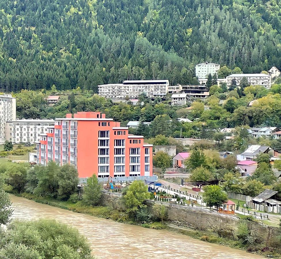 New Apartments In Боржоми Екстериор снимка